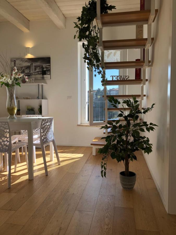 הוילה אסקולי פיצ'נו La Casa Sul Fiume מראה חיצוני תמונה