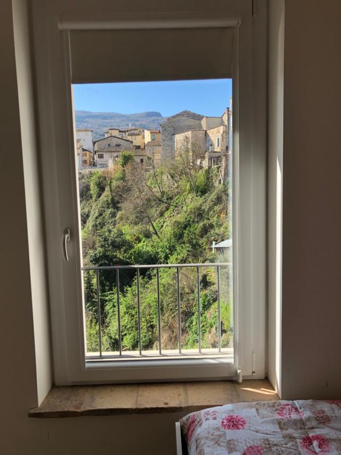 הוילה אסקולי פיצ'נו La Casa Sul Fiume מראה חיצוני תמונה