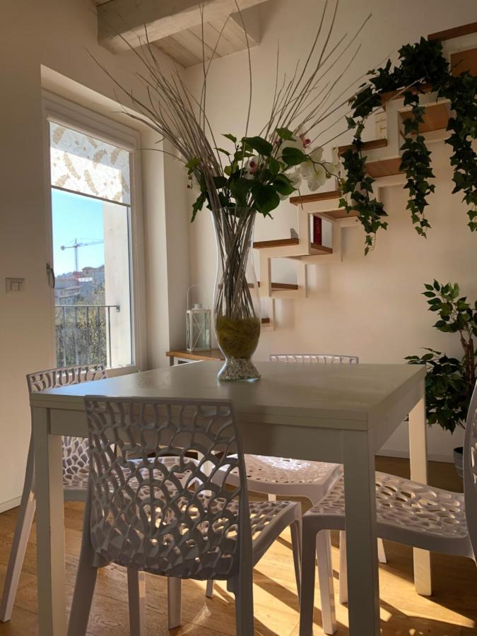 הוילה אסקולי פיצ'נו La Casa Sul Fiume מראה חיצוני תמונה